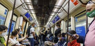 No se va a ocultar absolutamente nada en colapso de metro olivos. Bronca Entre Pasajeros Del Metro De Madrid Por No Llevar Mascarilla
