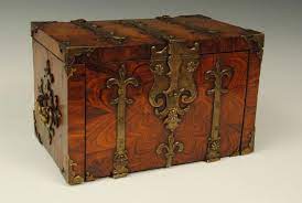 Coffer Fort Strong Box Date 1690 Origin England Vintage Wooden Crates Old Wooden Boxes Wooden Mirror Frame
