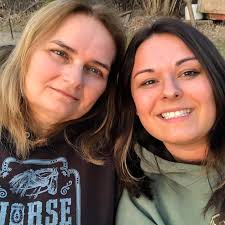 Affordable wedding dresses in Winnipeg under $1000