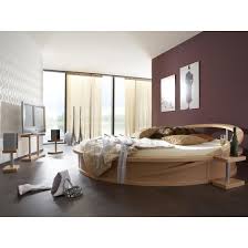 Betten wer von ihnen lässt sich nicht gerne in ein gemütliches bett fallen und genießt so die mittagsruhe oder kuriert sich von einem anstrengenden tag am abend aus? Massivholzbett Round Royal Rundbett Massivholzbetten Werksverkauf