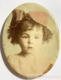 1920 Hand Colored Curly Hair Girl Bow Vintage Pocket Mirror Beauty Make up  60 E