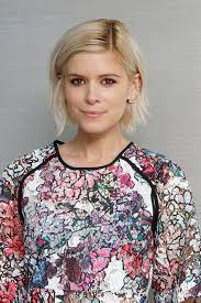 20 Haircuts For Fine Straight Hair Best Women S Hairstyles Fine Straight Hair Thin Straight Hair Straight Hairstyles Medium
