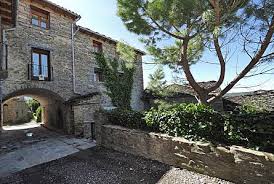 Ainsa y boltaña, a menos de 10 minutos, son las localidades más próximas donde encontrar todo tipo de servicios: Alquiler Apartamentos Vacacionales En Ainsa Sobrarbe Huesca Y Casas Rurales