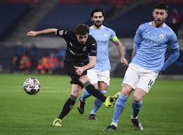 It is located west of the rhine, halfway between düsseldorf and the dutch border. Monchengladbach 0 Man City 2 Live Reaction Bernando Silva And Jesus Net As Guardiola S Men Record 19th Consecutive Win