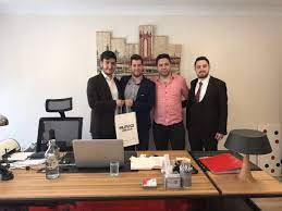 Kültür merkezleri, tiyatro salonları, opera, kongre merkezleri, konferans salonları, oditoryum, sinema salonları ve çok. Genc Musiad Ankara No Twitter Uyemiz Gala Sahne Sistemleri Muh Mim Ltd Sti Firma Sahibi Inanc Sayin A Sektorel Ziyarette Bulunduk