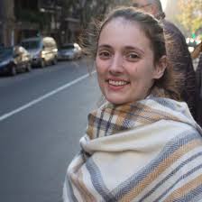 Um desejo chamado: coxinha de doce de leite! Se eu me deparo com essa  delícia, não respondo pelos meus atos 😂 #GabiRossiNoNhac