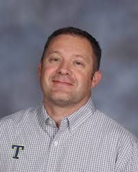 Byron Tanner's Instagram, Twitter & Facebook