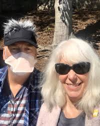 After three long weeks, my mom was able to pick up my dad today. ❤️ They  will be residing in their Portland “home” for the next few months. His stay  at OHSU