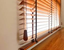How To Close Blinds: A Step-By-Step Guide To Ensuring They Work – Factory  Direct Blinds