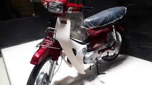Di kita ongkos rp 700.000, buat cat ulang rp 2,5 juta. Restorasi Honda Astrea Prima Youtube
