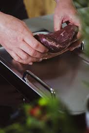 Mit Der Teppanyaki Platte Wird Das Kochfeld Zur Asiatischen Grillplatte Anbraten Von Fleisch Gelingt Damit Besonders Gut Teppanyaki Rezepte Teppanyaki Essen