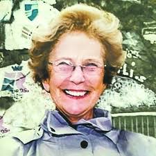 Mimi Charles's Instagram, Twitter & Facebook