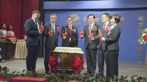 最即時專業的台股大盤, 加權指數, 讓您掌握台股與全球股市關聯脈動, 以及即時買賣力道, 現股當沖, 外資進出成本, 類股表現, 近期表現,法人買賣超,資券增減, 法人累積進出, 十大交易人累積進出, 日k線, 長期歷史k線等多樣資訊. Hrbmxyijyqw69m