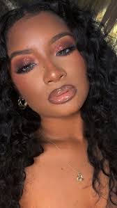 Sharena Wright's Instagram, Twitter & Facebook