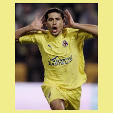 Juan roman riquelme var den helt store publikumsfavorit og stjernespiller i villarreal fra 2003 til 2007, hvor den argentinske playmaker drog villarreal er også min klub, og de behandlede mig fantastisk. Classic Football Shirts On Twitter Juan Roman Riquelme At Villarreal Shop Villarreal Classics Here Https T Co Hhf927mlo6