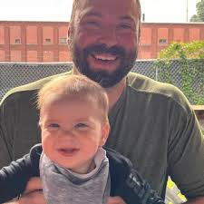 Anyone can help me out with a DoorDash acct they are denying me I'm just a  single father trying to make extra money