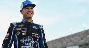 The nascar cup series food city dirt race was pushed back due to thunderstorms, but on monday the drivers were live streaming is not available on your platform. Clint Bowyer Opens Up On Suarez New Rules Package Nascar Com