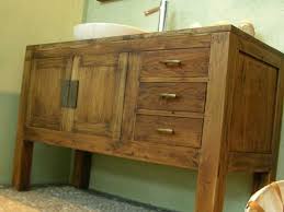 Der waschtischunterschrank für aufsatzwaschbecken bietet ihnen genügend stauraum für die alltäglichen gebrauchsgegenstände und zaubert durch die passende optik in holz oder lack eine schöne atmosphäre in ihr badezimmer. Massivholz Waschtische Waschtisch Unterschrank Aus Teak Holz Naturstein Waschbecken Aus Flussstein Spiegel Und Accessoires Fur Das Badezimmer