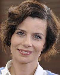 Agata kulesza was born on september 27, 1971 in szczecin, zachodniopomorskie, poland. Agata Kulesza Unifrance