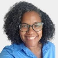 Anne Dockery's Instagram, Twitter & Facebook