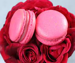 macaron rose litchi 玫瑰荔枝馬卡龍 boitedebijou macarons rose litchi sweet 馬卡龍 珠寶盒法式點心坊 甜點 法式甜點 玫瑰荔枝 玫瑰 dragon fruit fruit food