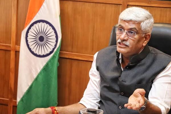 Tourism in kashmir increased in post Covid period says Union Minister  Gajendra Singh Shekhawat | Akashvani News