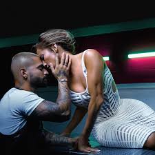 Maluma shared the love during the dear class of 2020 ceremony on sunday (june 7). Jennifer Lopez And Maluma S Romantic Duel And 11 More New Songs The New York Times