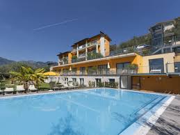 Anzeigen von privatpersonen und immobilienmaklern. Zwei Zimmer Ferienwohnung Am Gardasee Malcesine Frau Luisa Costa