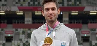 Jun 21, 2021 · greece's miltiadis tentoglou also set a championship record of 8.38m in the long jump whiled switzerland's angelica moser cleared 4.65m in the pole vault and finland's senni salminen set a. F2xjrcuxlojm M