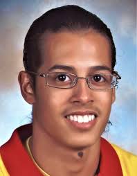 Einar Soto's Instagram, Twitter & Facebook