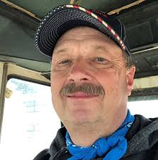 Cooperative Efforts Build Trust While Reducing Pollution. Illinois River,  Oklahoma: In-Depth Success Story (EPA 841-F-20-001I)