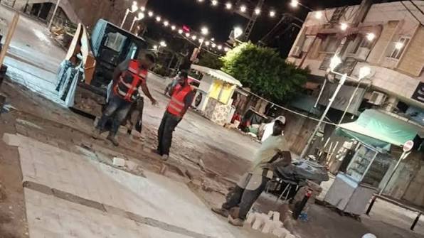🛠️ بلدية طولكرم تواصل العمل ليلاً تواصل طواقم بلدية طولكرم ...