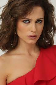 Pentru a scrie un review trebuie sa fii autentificat. Michaela Prosan Movies Age Biography