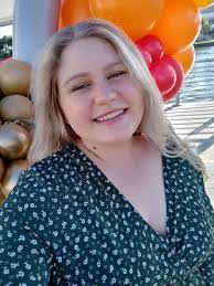 Bethany Bonner's Instagram, Twitter & Facebook