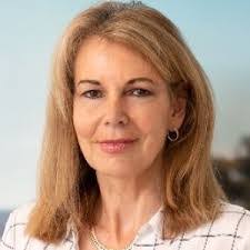 Juliet Wills's Instagram, Twitter & Facebook