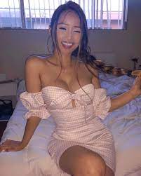 Vietnamese Instagram celebrity Faye Miah nude sexy leaked 
