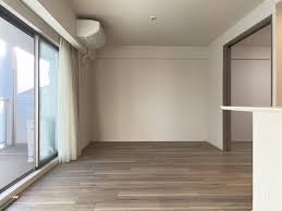 新築 マンション フローリング 色