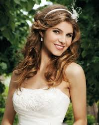 Brautfrisuren Fur Lange Haar Brautfrisur Frisuren Mit Haarreif Haarband Frisur