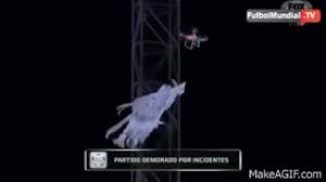 Descarga gratis los 26 gifs animados de letras de fantasma en un sólo archivo zip comprimido descargar zip. Drone Fantasma De La B Boca Juniors Vs River Plate Copa Libertadores 14 05 2015 On Make A Gif