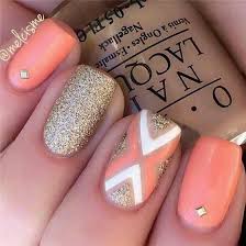 Los diseños de uñas a mano alzada abren las puertas a la creatividad a todas las aspirantes a dedicarse al arte en uñas. Disenos De Unas Faciles Photos Facebook