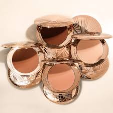The best part about clarin's bronzing mineral powder compact is that it also works as a highlighter. Airbrush Bronzer Medium Matte Bronzer Charlotte Tilbury