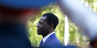 Guinea (/ ˈ ɡ ɪ n i / ()), officially the republic of guinea (french: Dossier Putsch Dejoue En Guinee Equatoriale Qui Voulait La Chute D Obiang Jeune Afrique