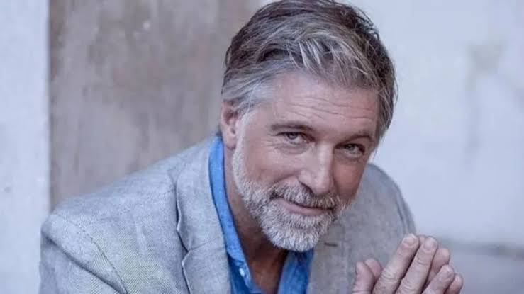 Horacio Cabak y su defensa capilar: entre infomerciales, críticas irónicas  y cero puntos de rating - Big Bang! News