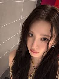 𝗧𝗮𝗶𝘄𝗮𝗻𝗲𝘀𝗲...