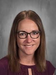 Kelly Bachand's Instagram, Twitter & Facebook