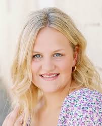 Thirteen students win Alma College Community Engagement Scholarships