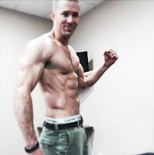 We have a range of stringer vests, gym short, gym tshirts and womens gym wear. Trainer Who S Responsible For Ryan Reynolds Deadpool Physique Just Revealed Some Of His Fitness Tips Bored Panda