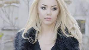 «singurul lucru pentru care mă rog este să mor». O Mai È›ineÈ›i Minte Pe Denisa RÄƒducu Ce Se IntamplÄƒ La Mormantul Ei Chiar PÄƒrinÈ›ii Ei Sunt ProtagoniÈ™tii Evenimentul Zilei