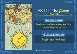 The card means you may be going through a time of emotional or mental trials. The Moon Tarot Meaning In Upright Reversed Love Other Readings The Astrology Web