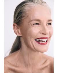 MESHKI Holiday Gifting Campaign ❤️ @meshki Such an incredible, joy filled  shoot with an amazing team and most divine talent for MESHKI Festive  Season. ✨ Credits: Client: @shanshanduff Photographer: @aidocardo H&MU:  @jaquedicondio